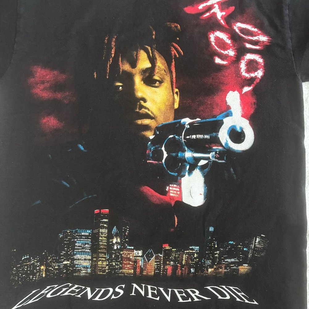 Juice World T-shirt Men’s size Small